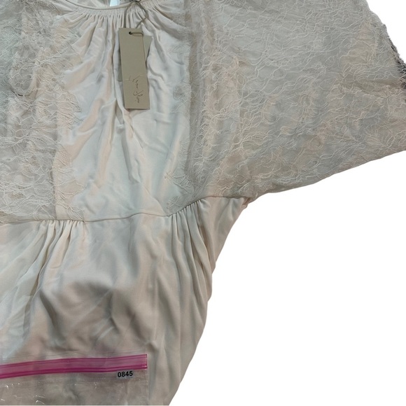 Max Azria Women Cream Lace Wing Mini Dress Gown Sz XS Elastic Stretch Waist NWT - Picture 13 of 15